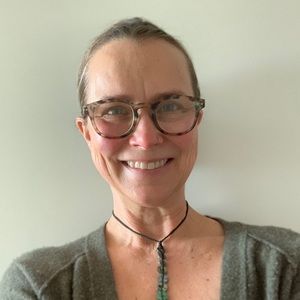 Meet your Posher, Kim